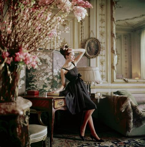 Dior Glamour 1952